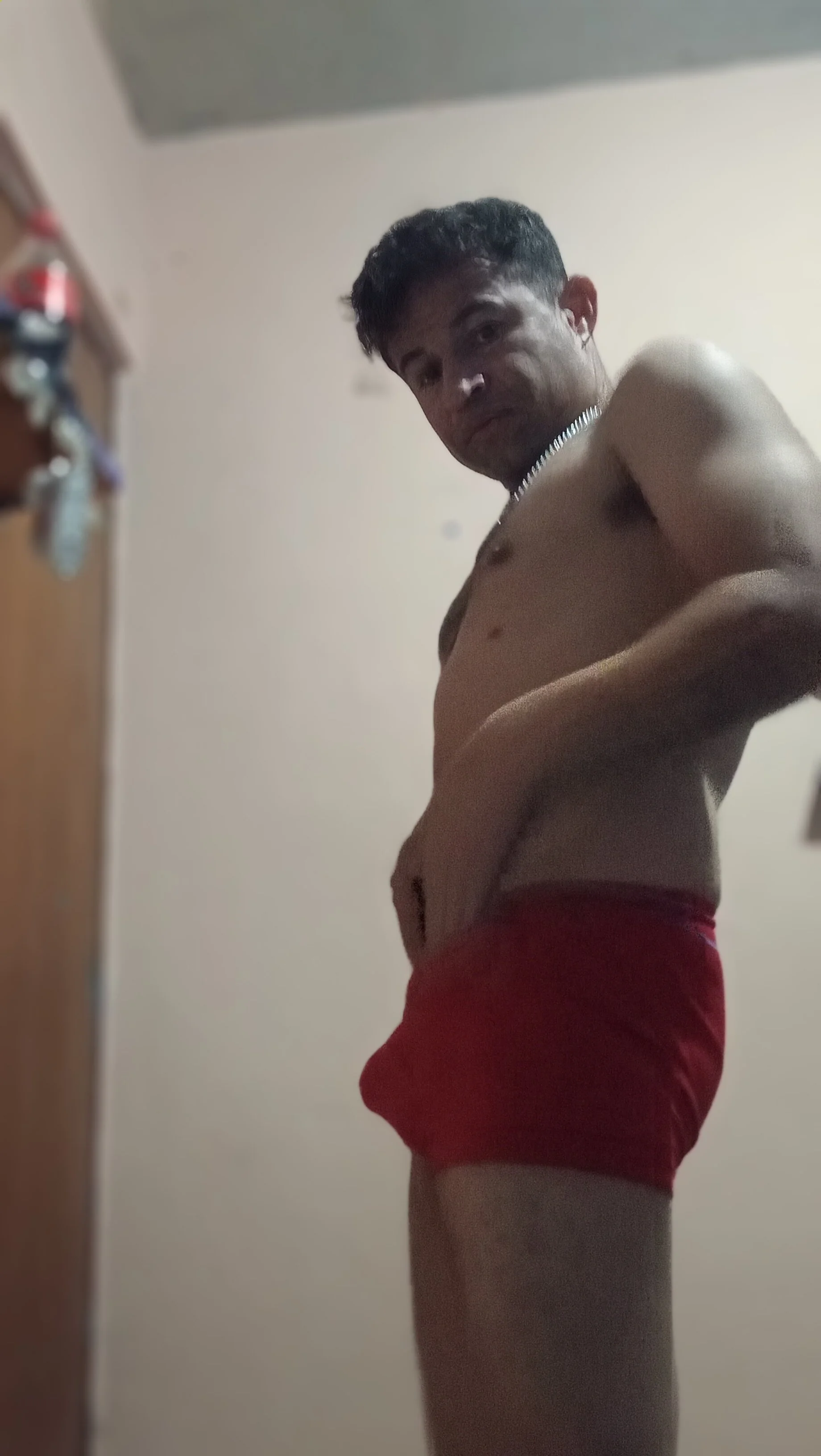 XXX Porn Photo of Nude yoguitolokoche 1