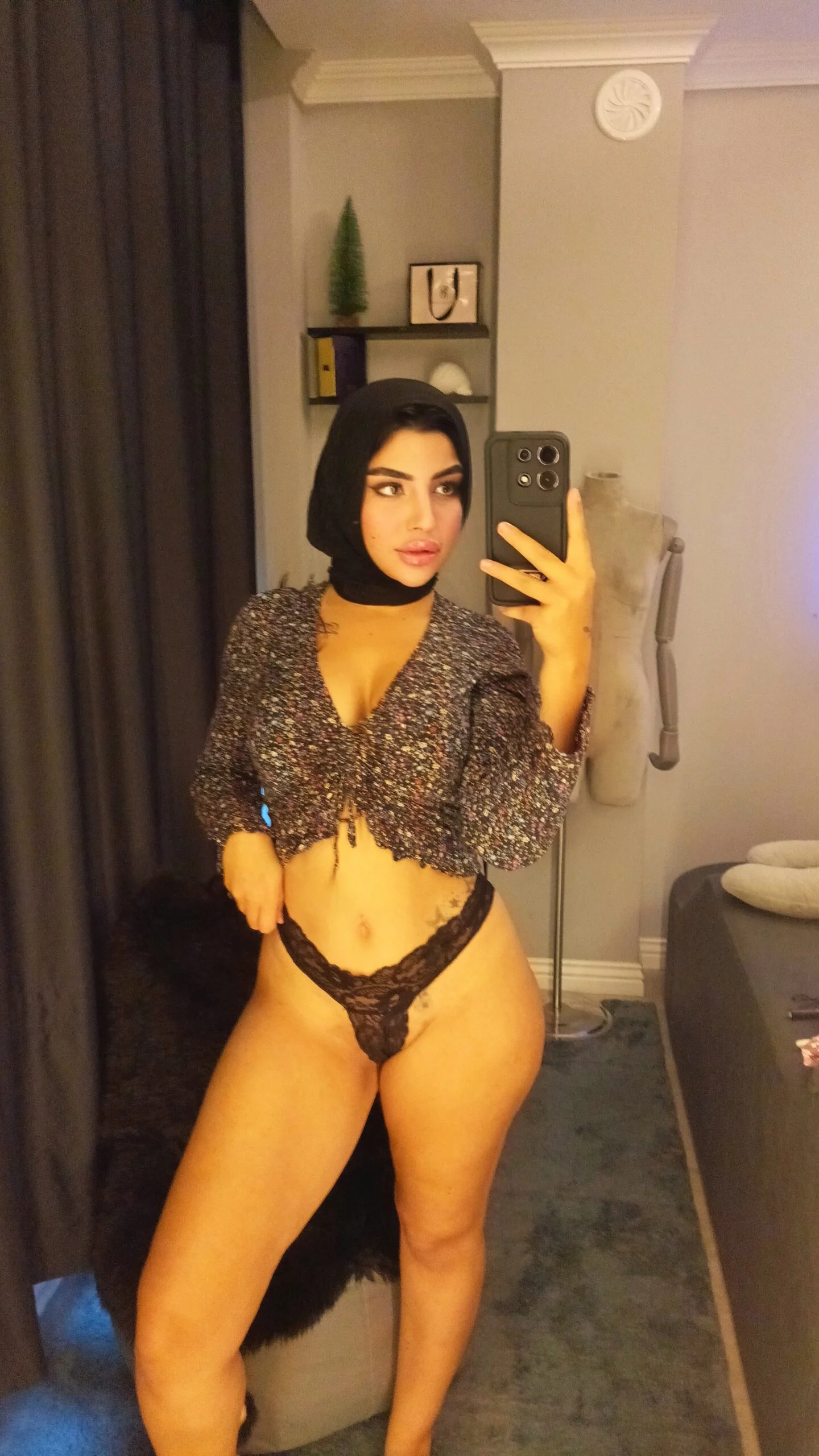XXX Porn Photo of Nude Zarayuce 47
