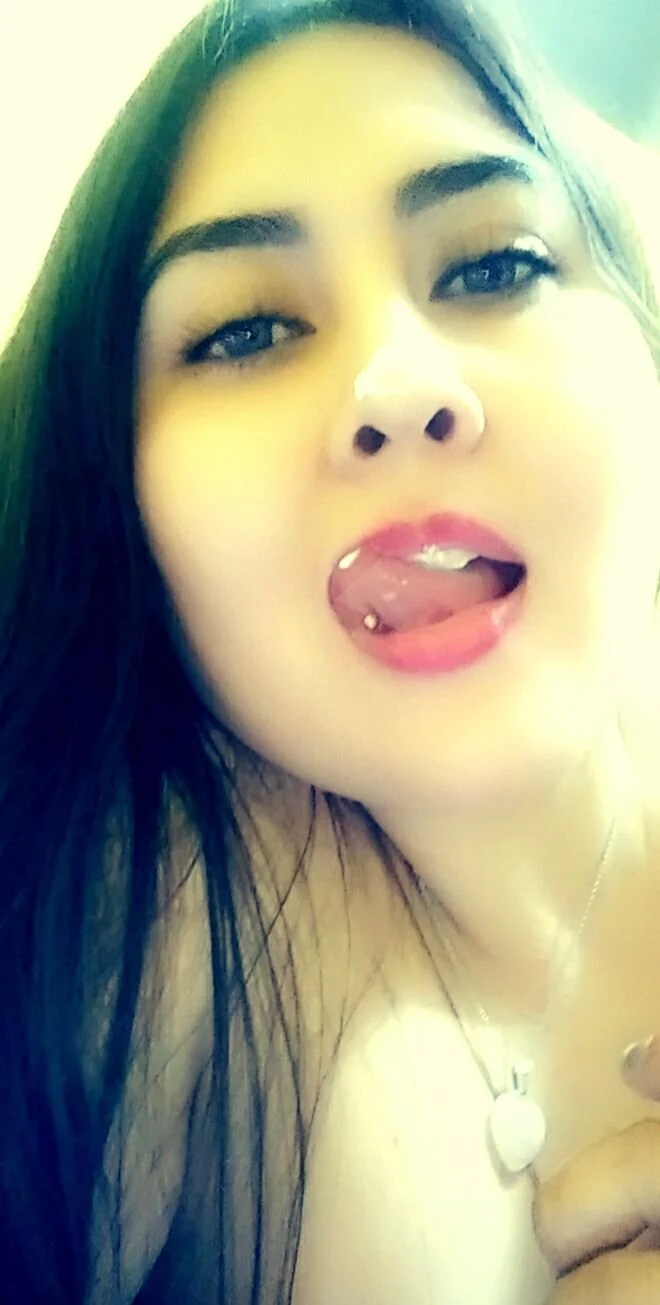 XXX Porn Photo of Nude lyzyreth 2