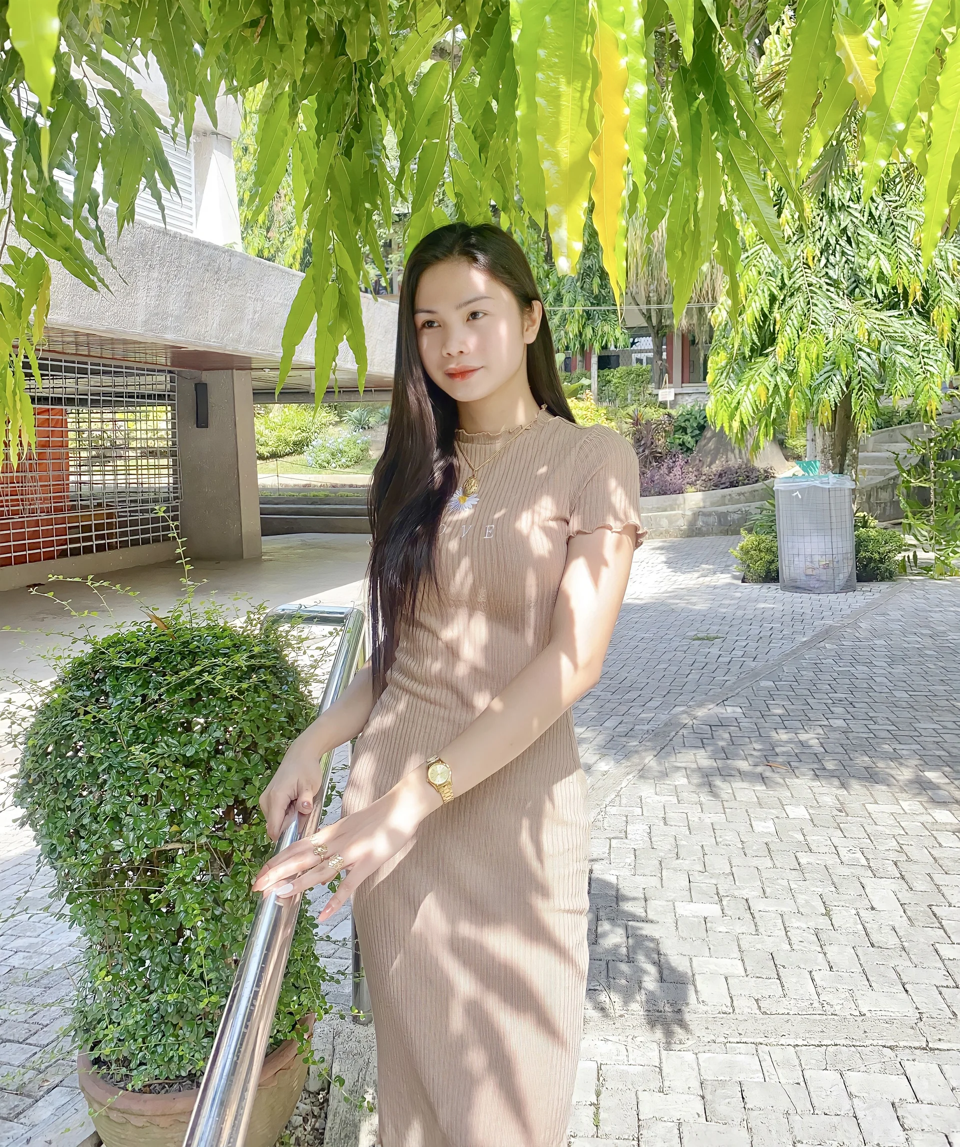 XXX Porn Photo of Nude Naked_Prada 2