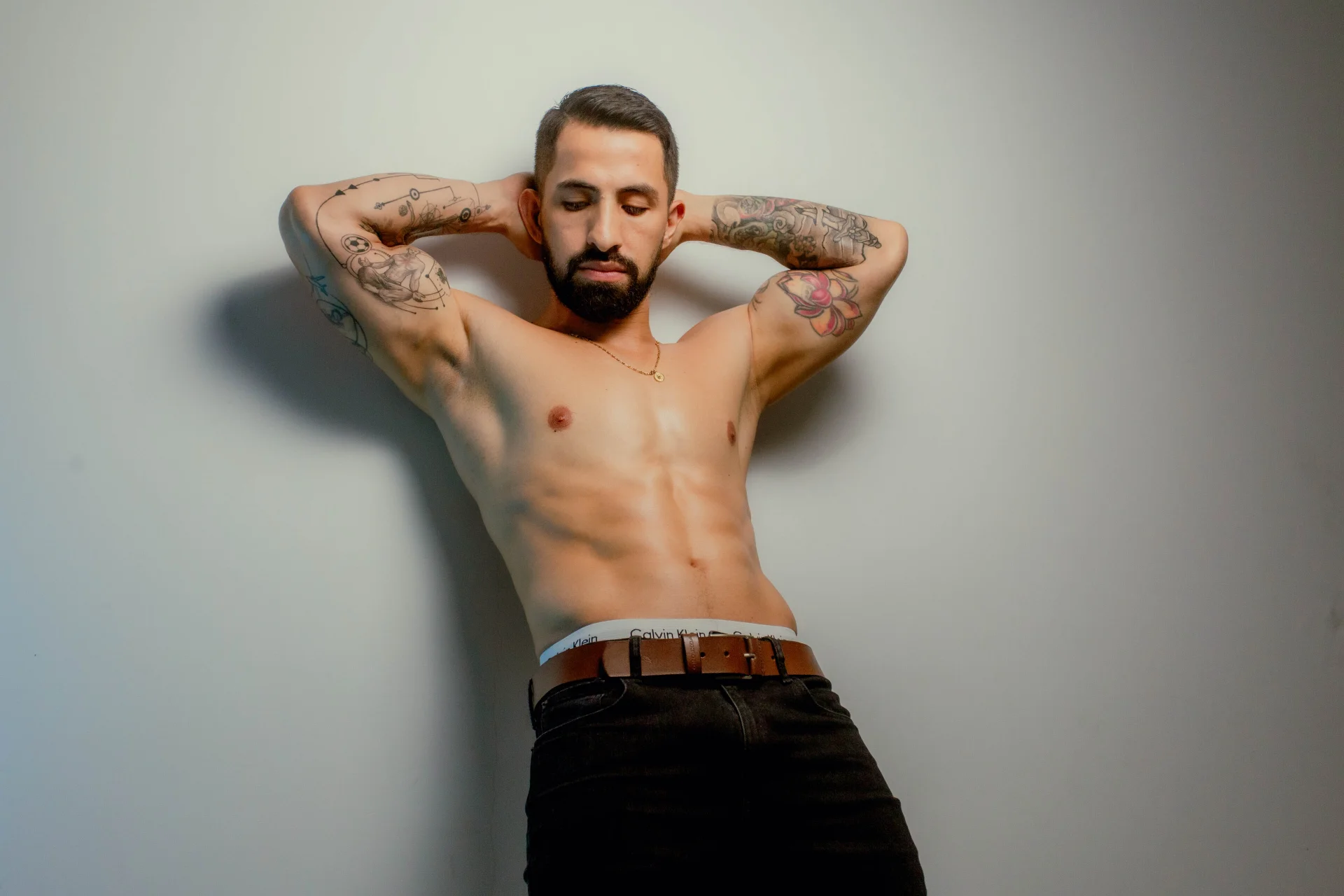 XXX Porn Photo of Nude Roma_strong_ 3