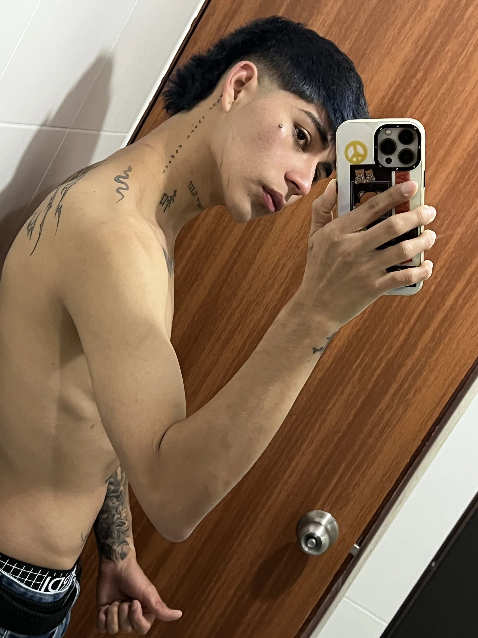 XXX Porn Photo of Nude lukasstrong_ 21