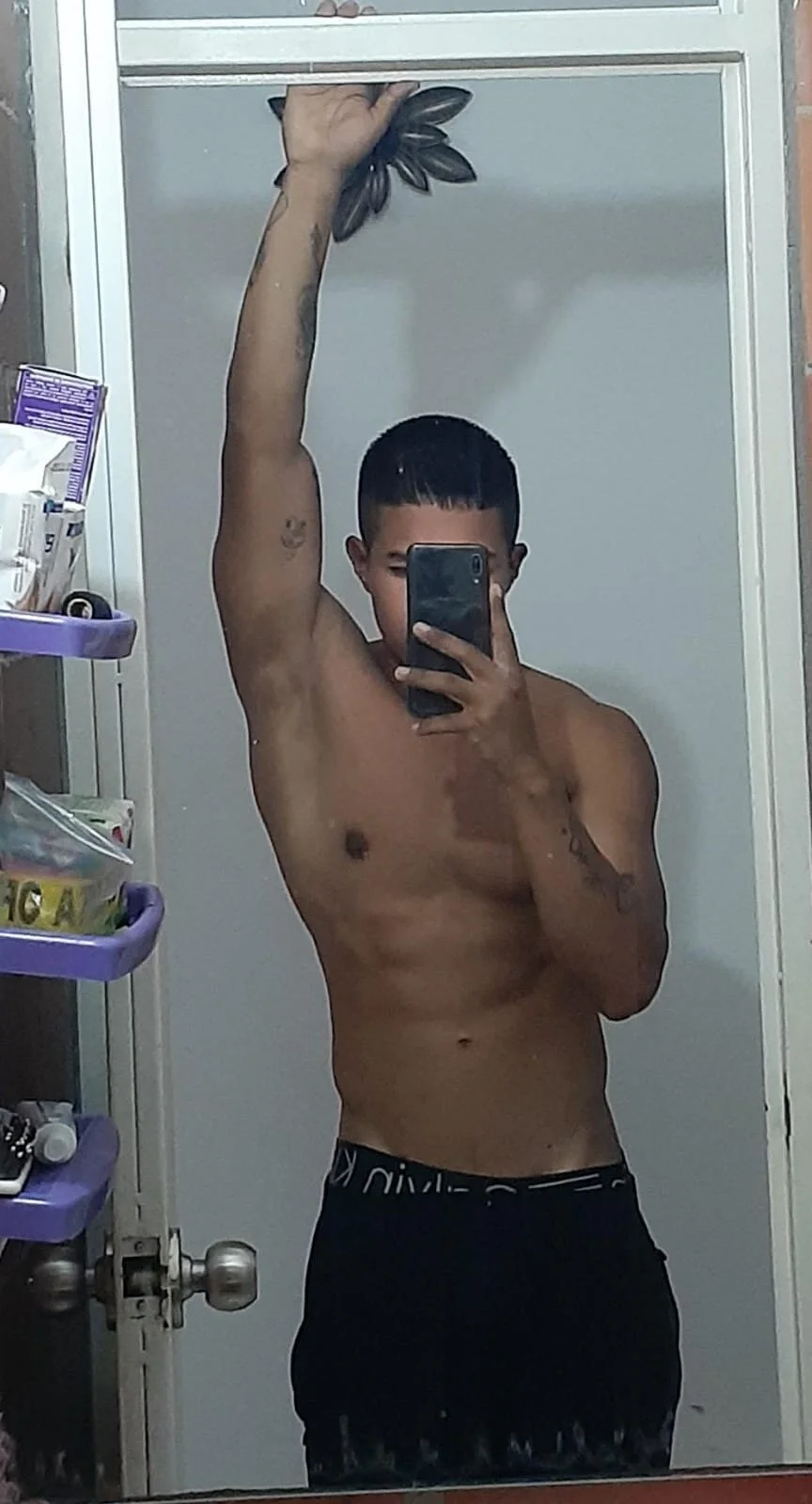 XXX Porn Photo of Nude alejo_king02 10