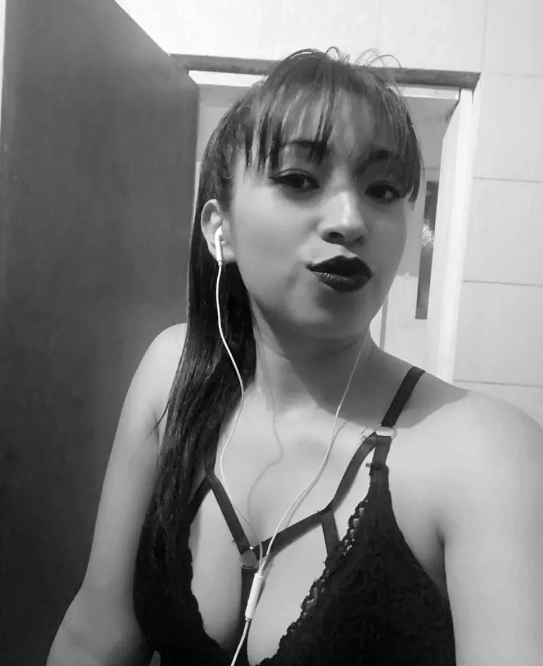 XXX Porn Photo of Nude hannagomez_24 1