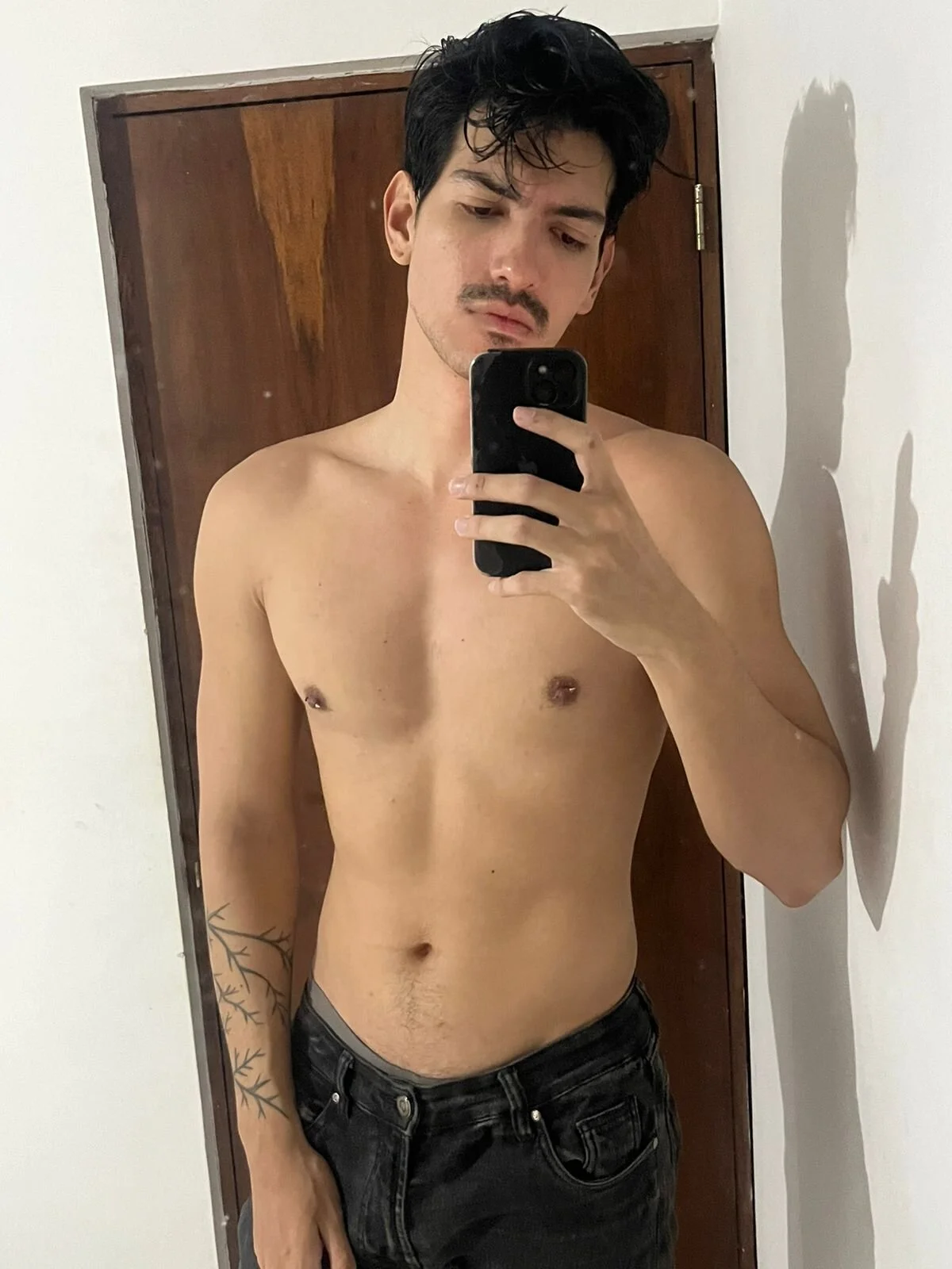 XXX Porn Photo of Nude bbbeachboy 40