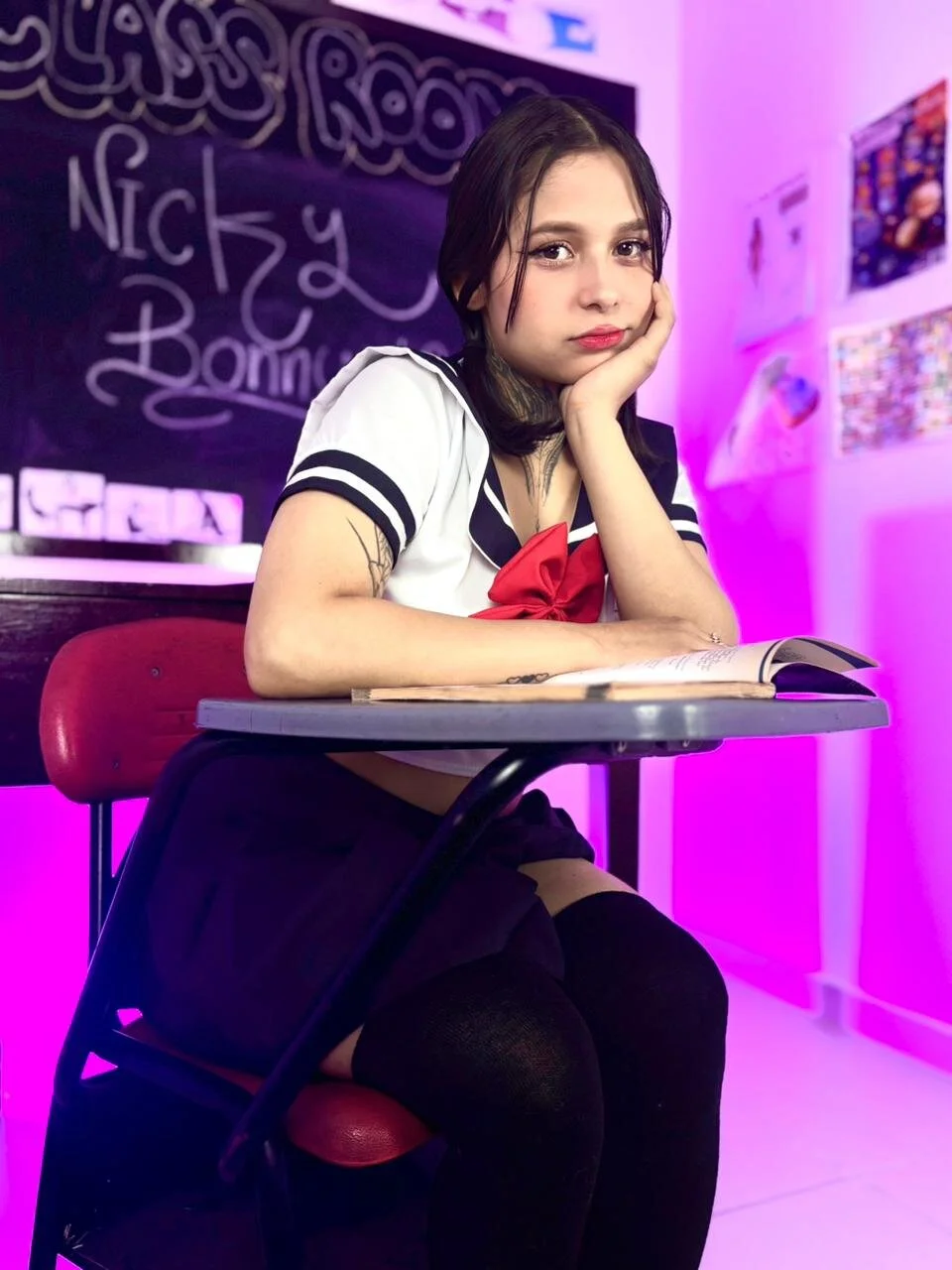 XXX Porn Photo of Nude nicky_bonny18 20