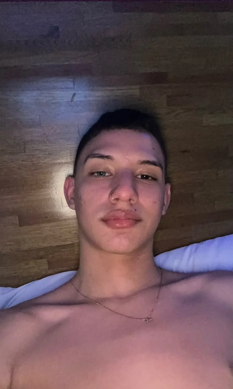 XXX Porn Photo of Nude Maikilroman_ 2