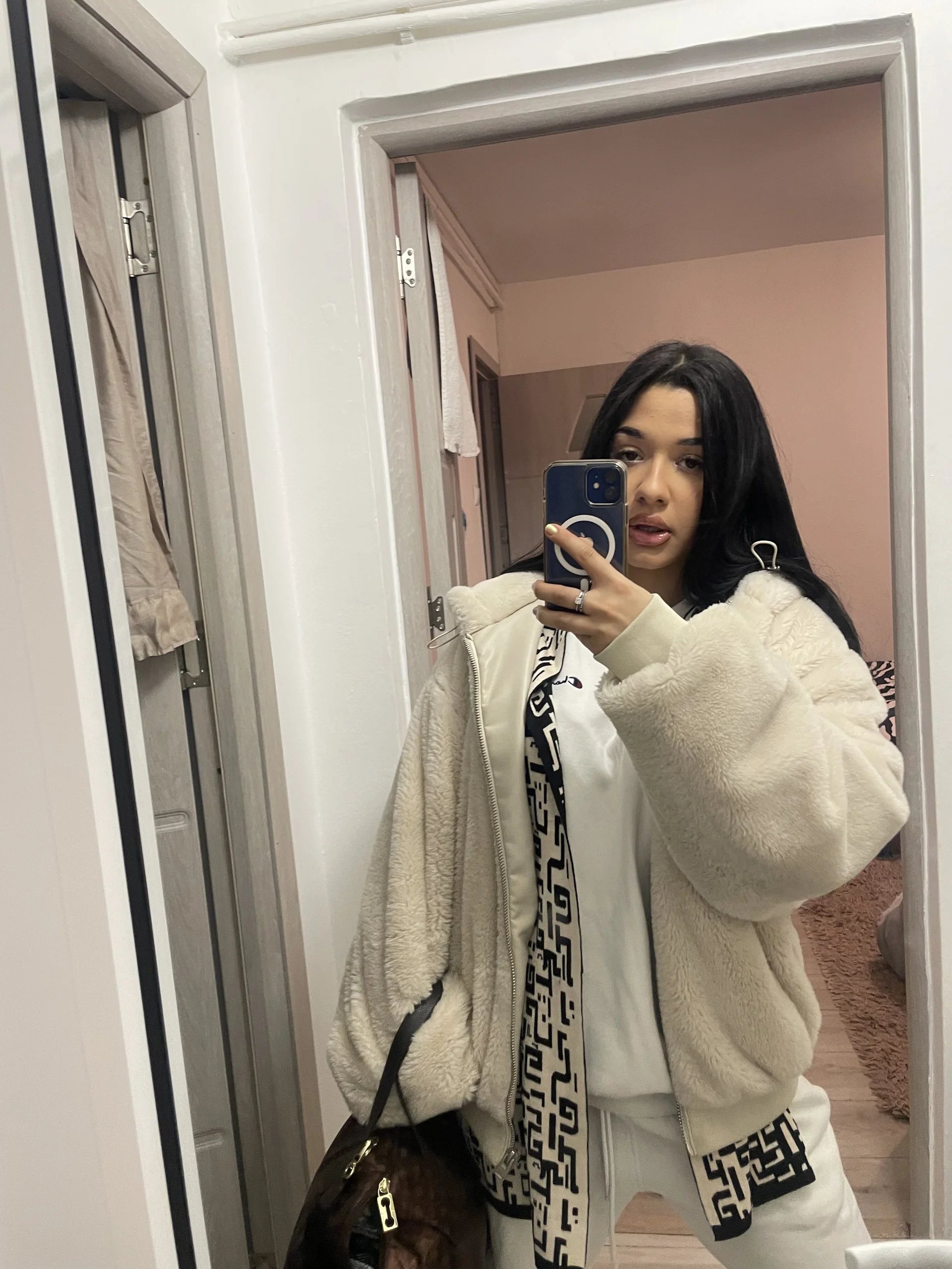 XXX Porn Photo of Nude MissNaomiBelle 10
