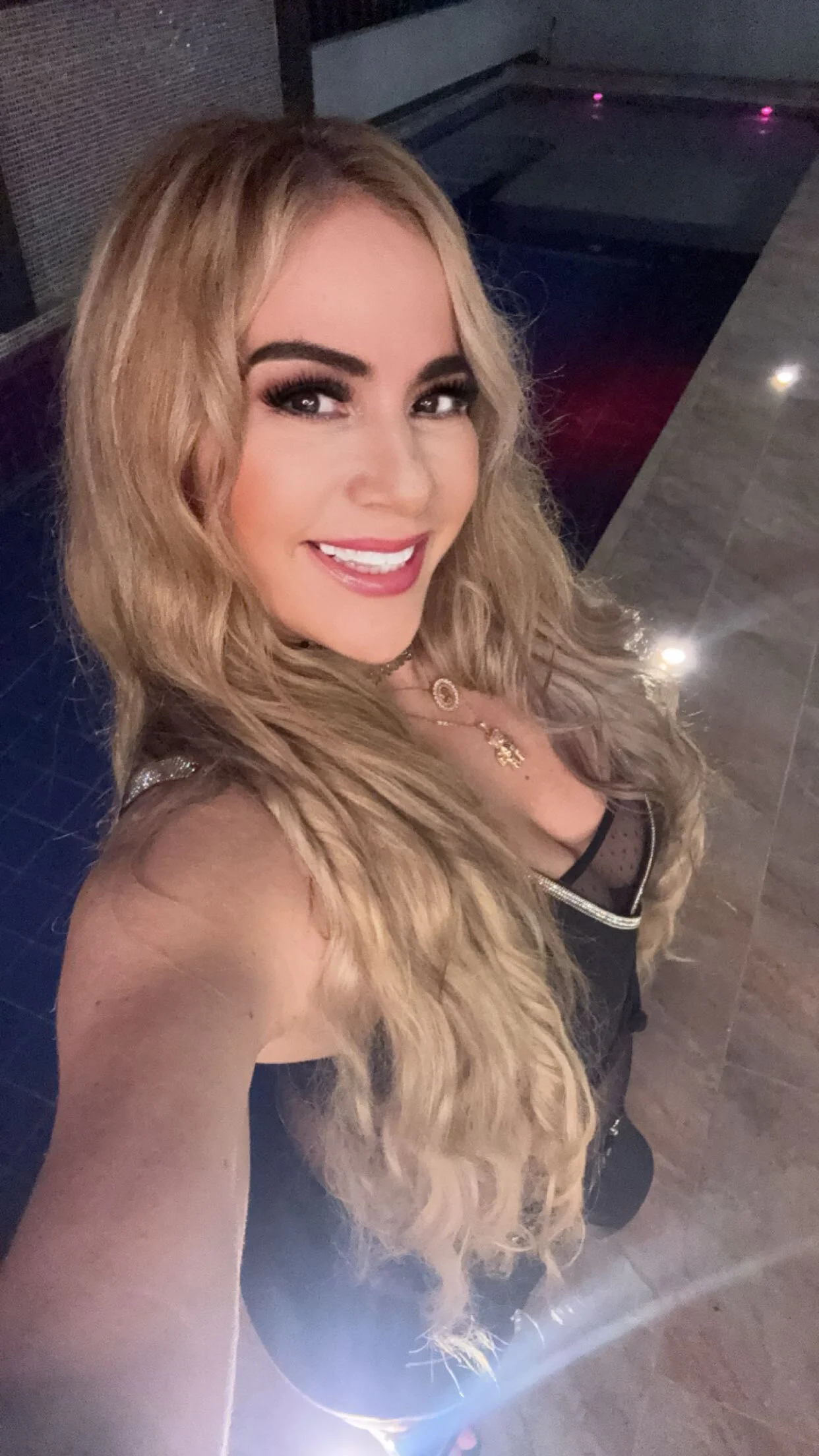 XXX Porn Photo of Nude LARIANA_RIVERA23 18