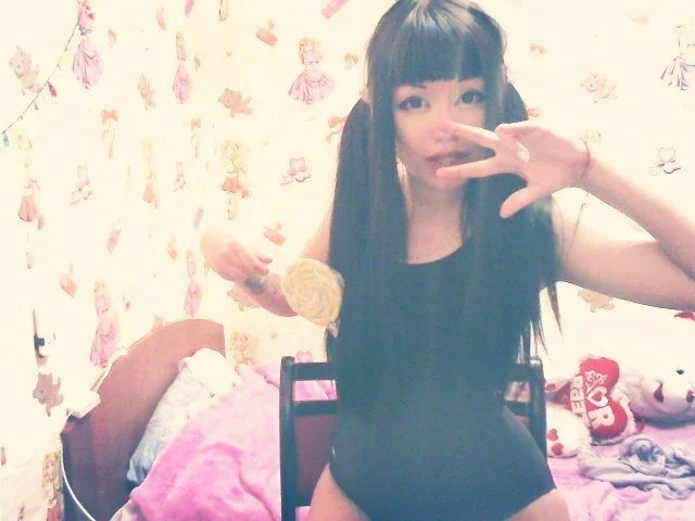 XXX Porn Photo of Nude Lolisuccub 62