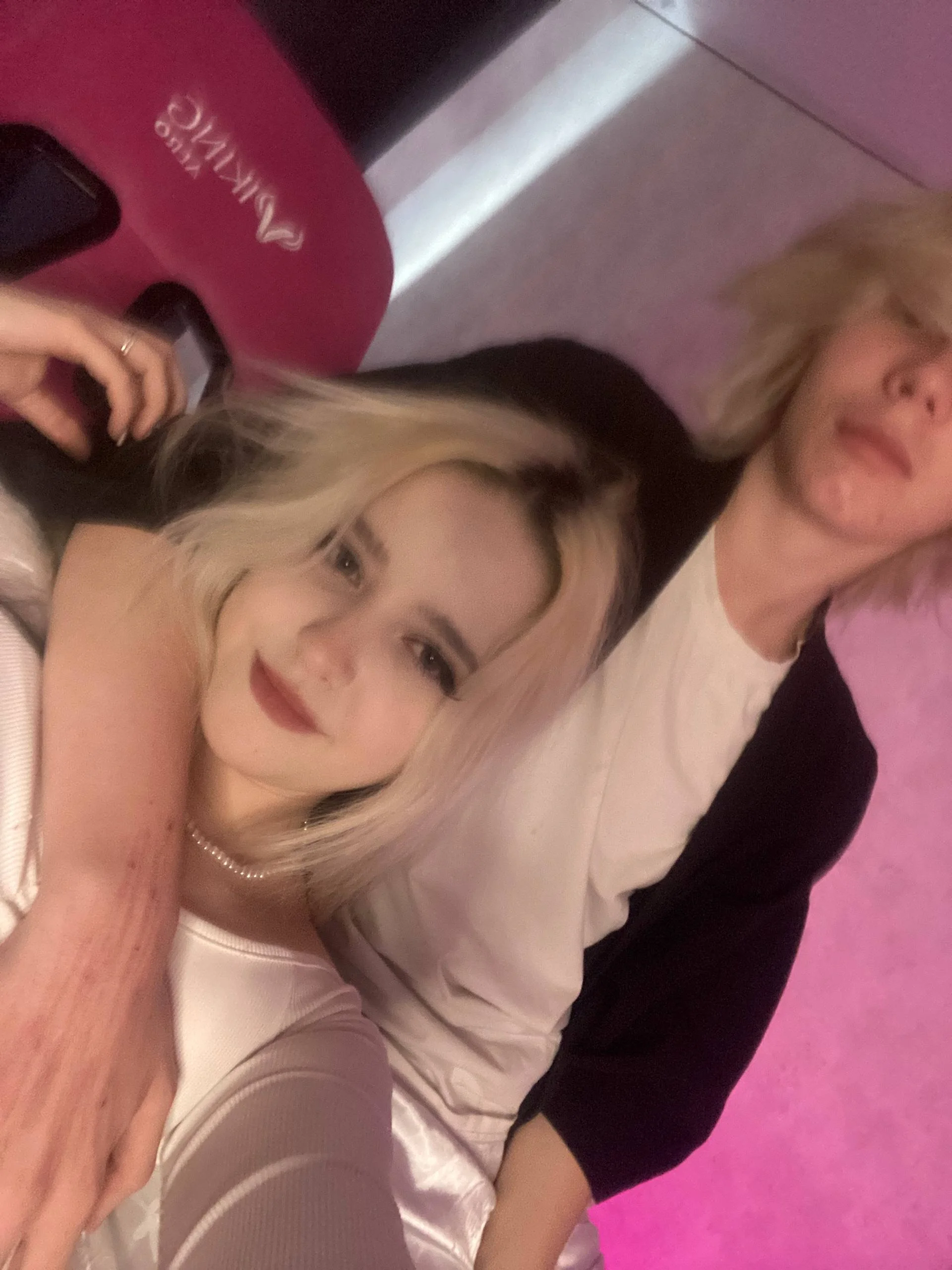 XXX Porn Photo of Nude fray_and_lilla 3