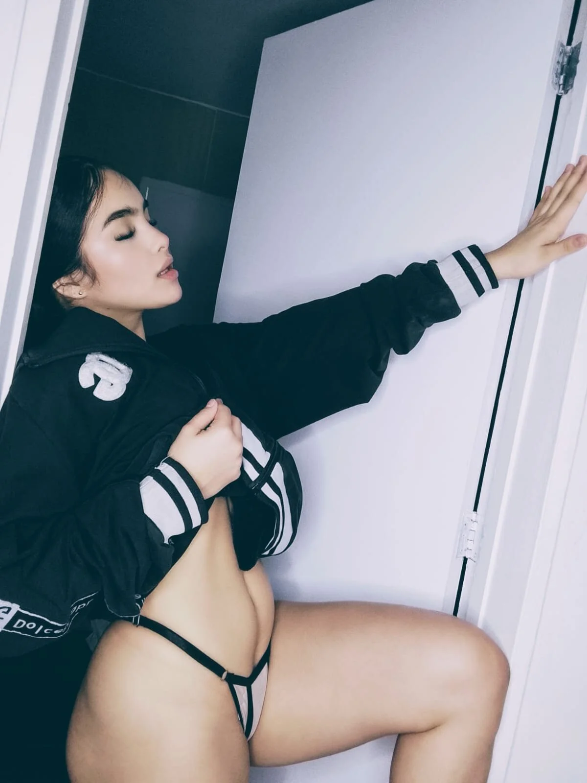XXX Porn Photo of Nude violet_sweet19 33