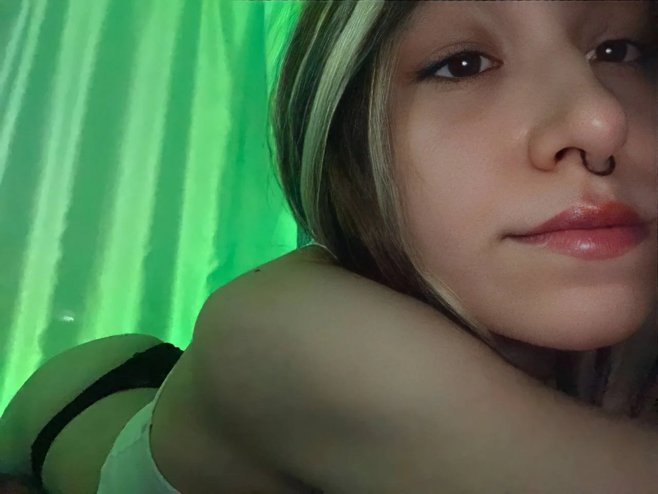 XXX Porn Photo of Nude RiannaBrown 23
