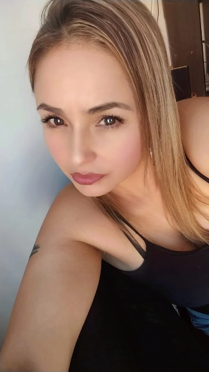 XXX Porn Photo of Nude luciamature_ 10