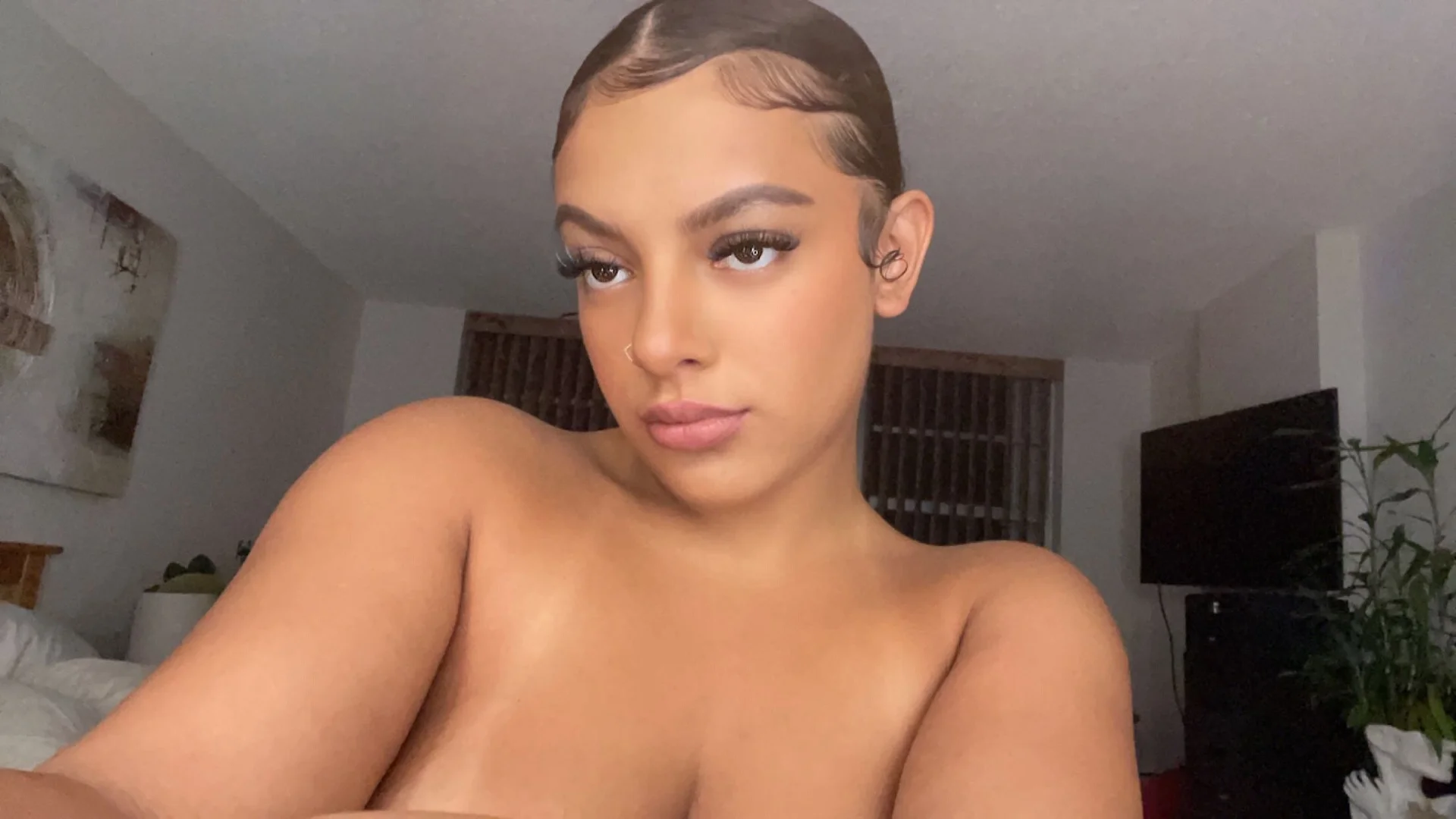 XXX Porn Photo of Nude allybluee777 5