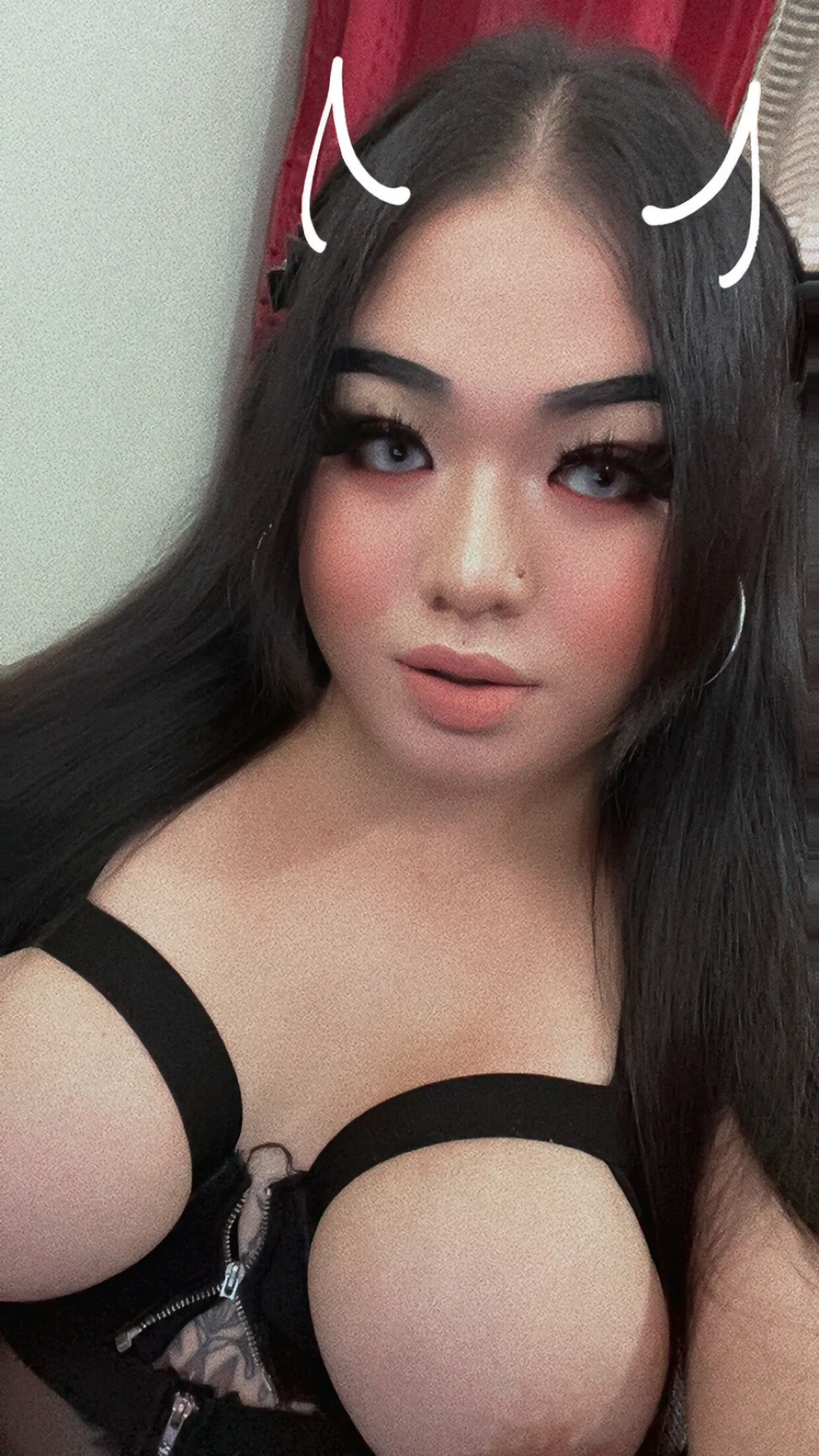 XXX Porn Photo of Nude badbxch_janna 9