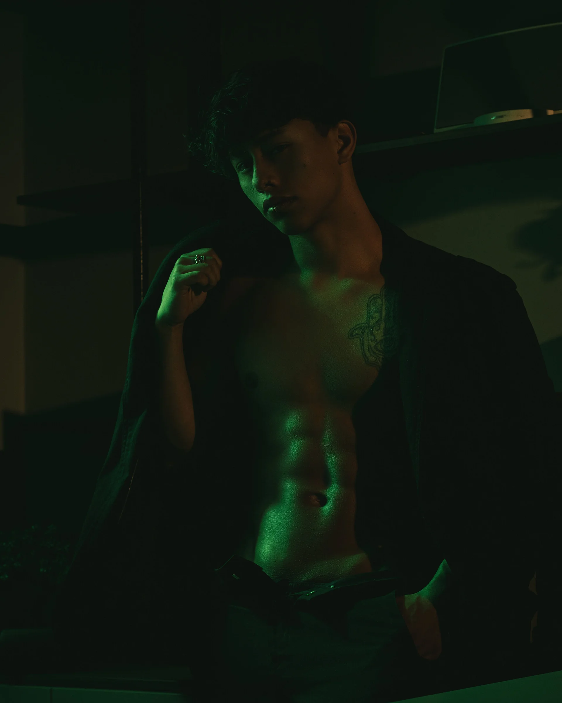 XXX Porn Photo of Nude labrinthteasing 60