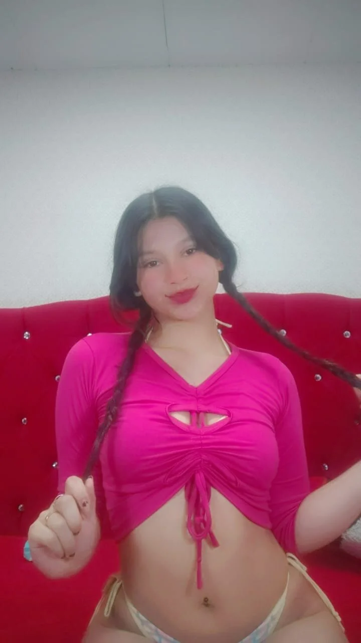 XXX Porn Photo of Nude Lilyevansx 14