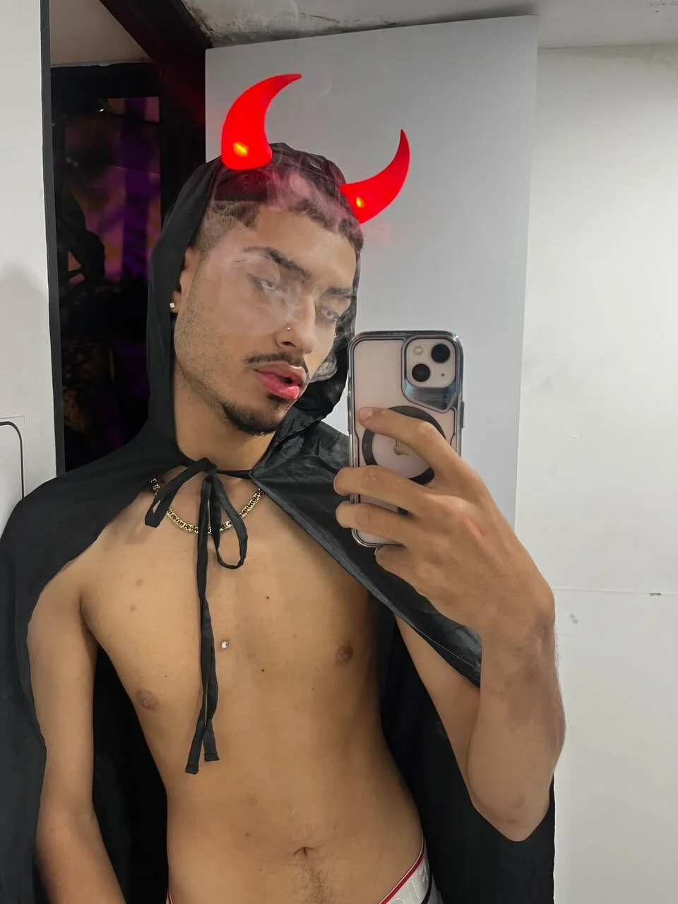 XXX Porn Photo of Nude ItsZairen 26