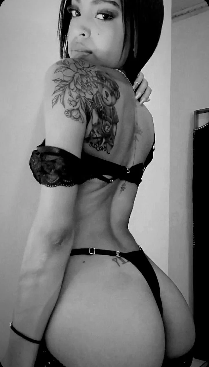 XXX Porn Photo of Nude megan_stathann 13