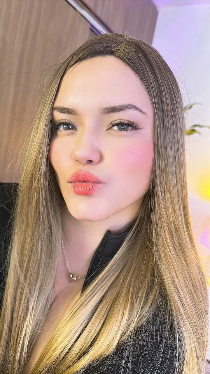 XXX Porn Photo of Nude KiimTyler_ 30
