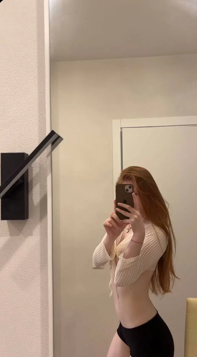 XXX Porn Photo of Nude LuxXAngel 21
