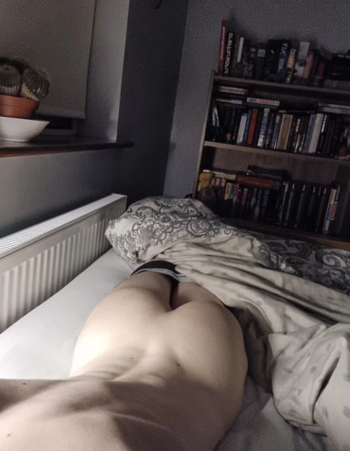 XXX Porn Photo of Nude Consider_Phlebas 2