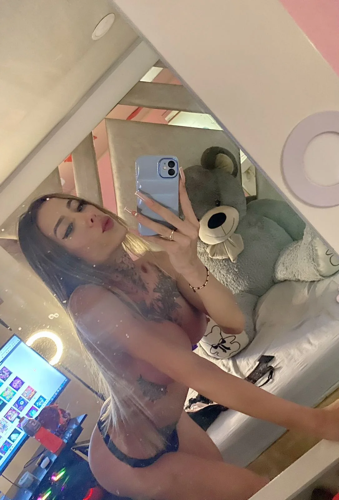 XXX Porn Photo of Nude emily_hornett 4