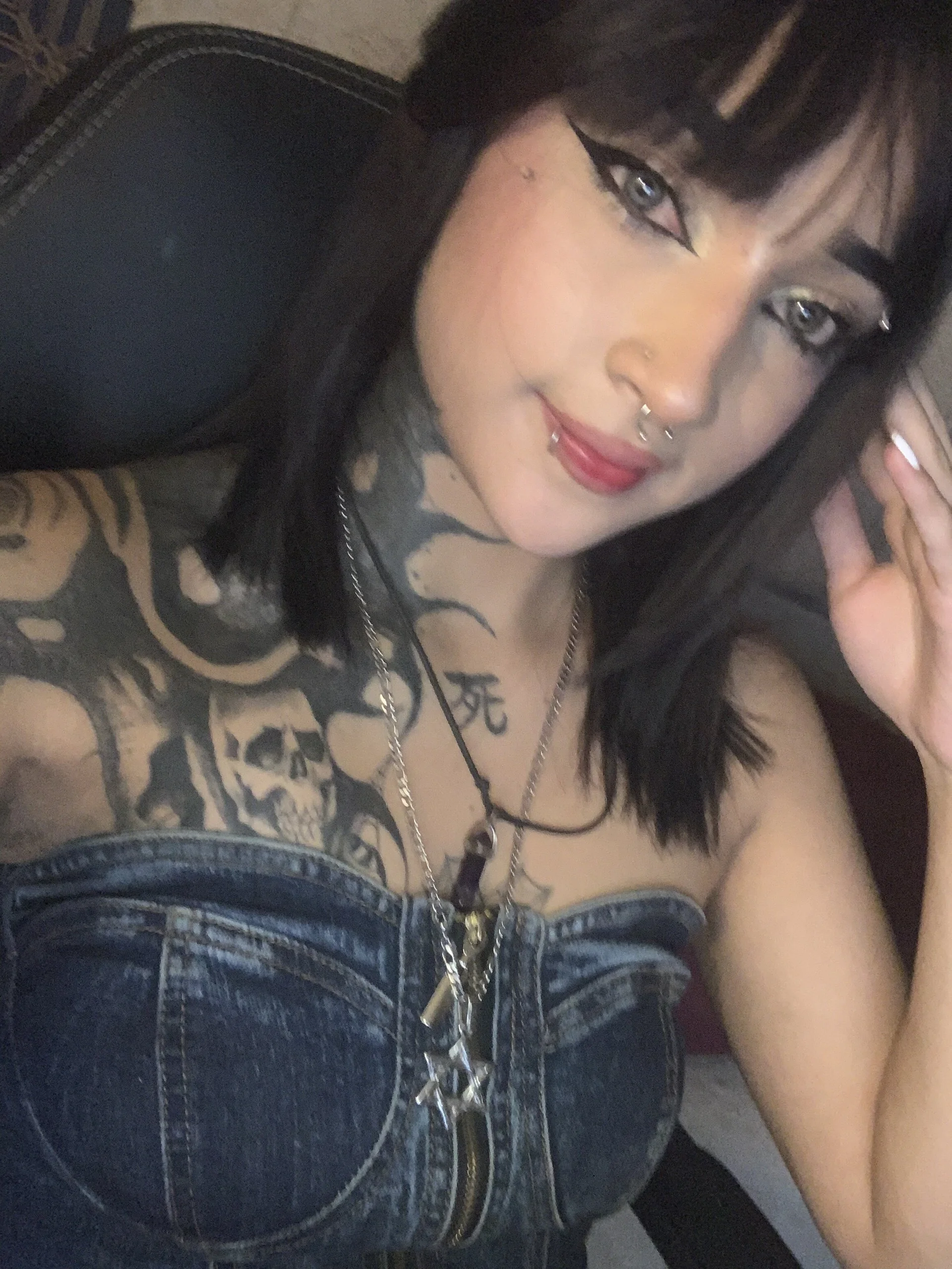 XXX Porn Photo of Nude yulianademond66 21