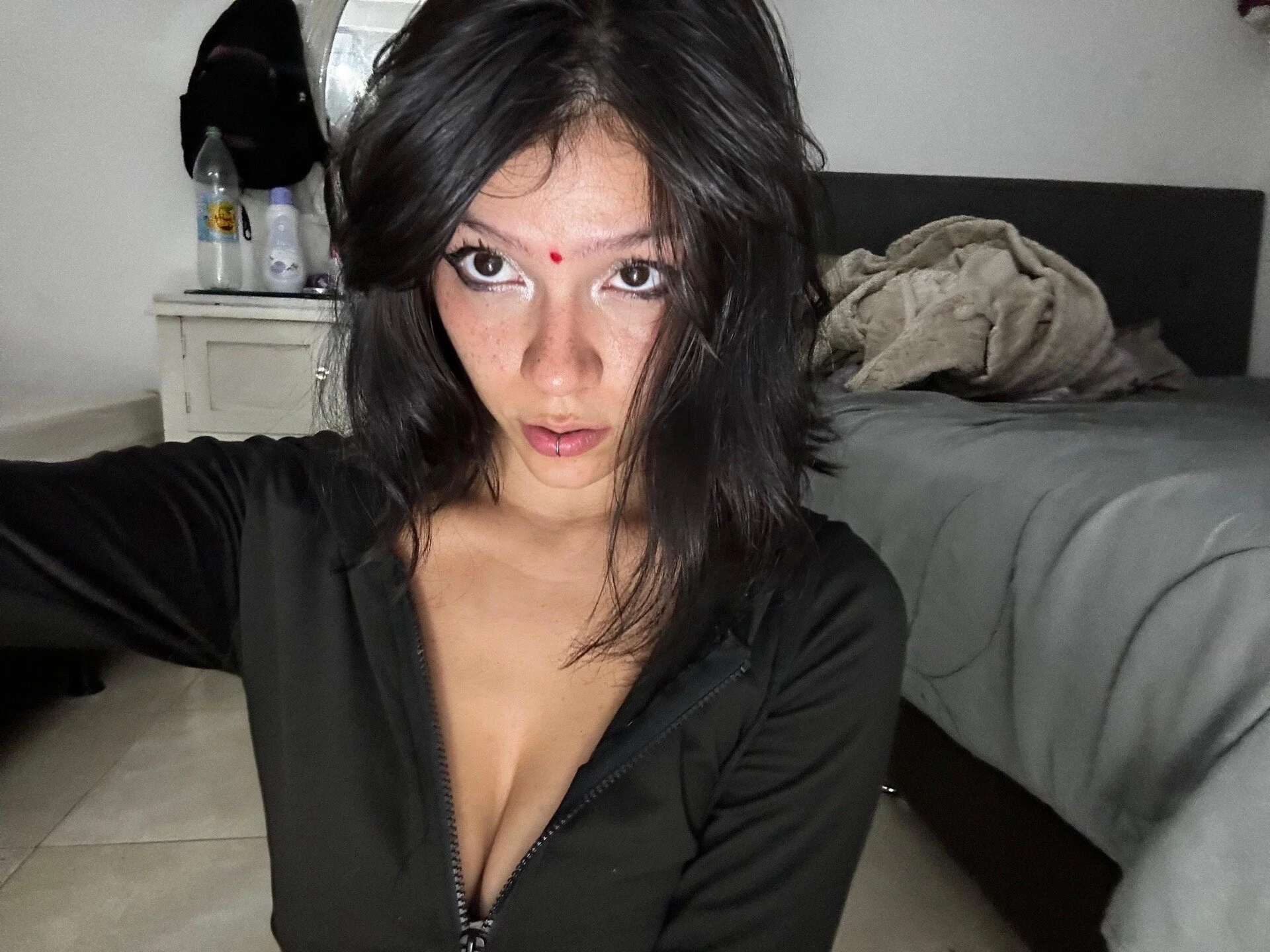 XXX Porn Photo of Nude chloe_petite2 11