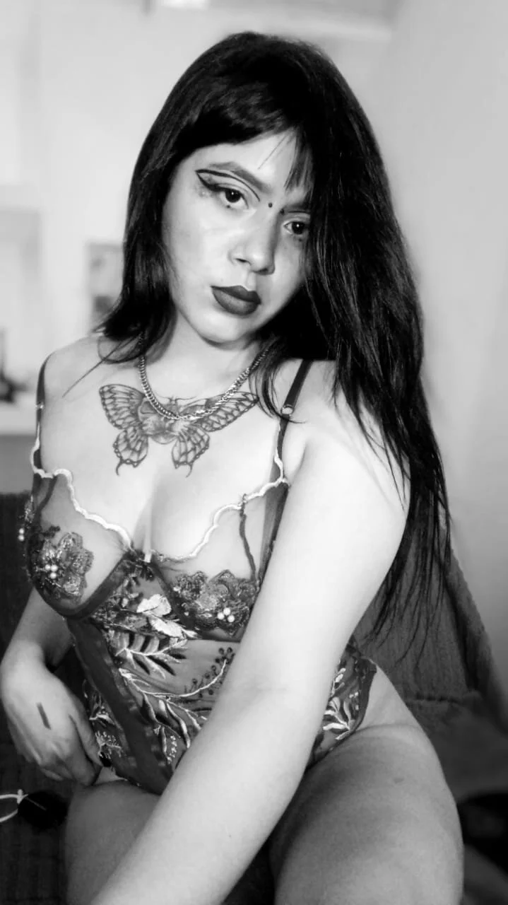 XXX Porn Photo of Nude sara_winehouse1 3
