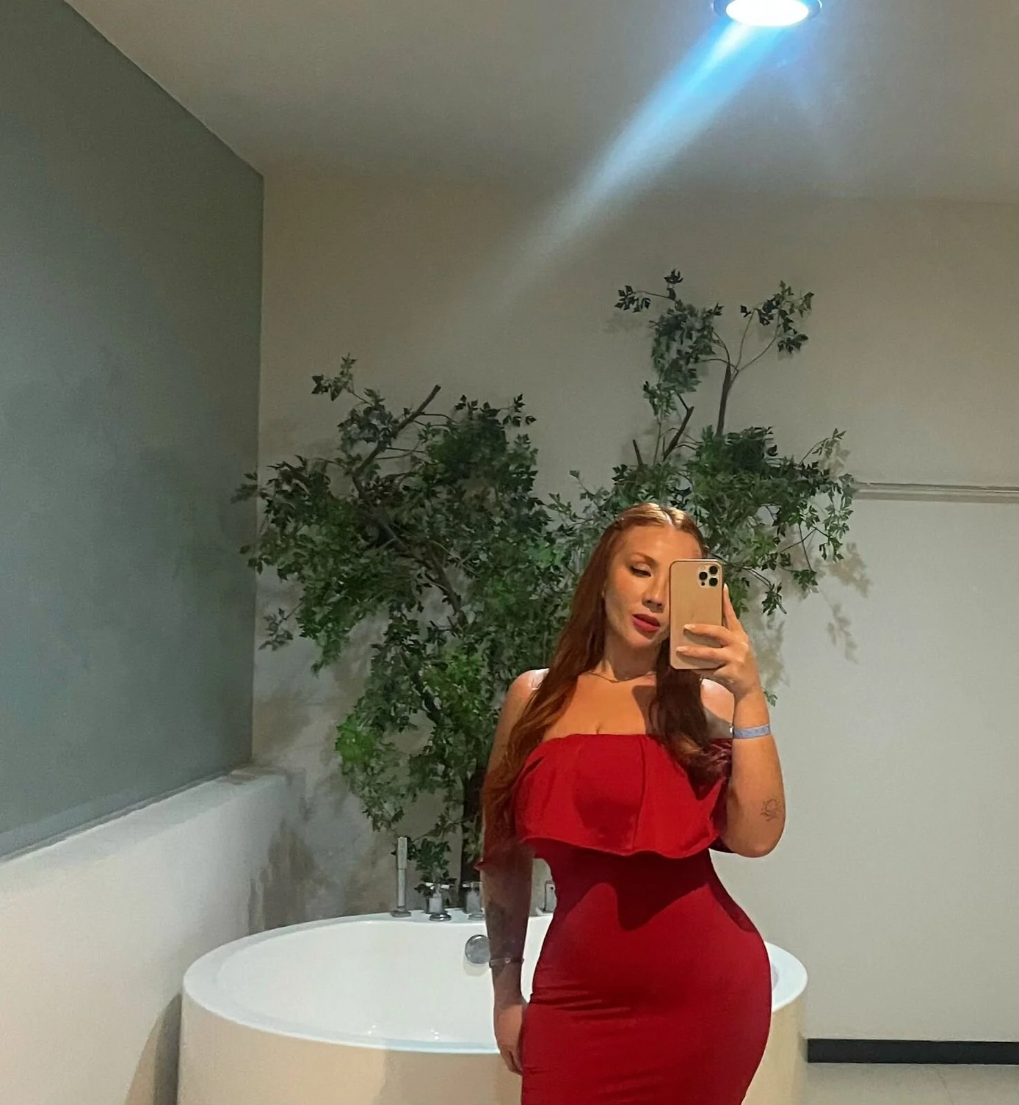 XXX Porn Photo of Nude MarlaRed 22