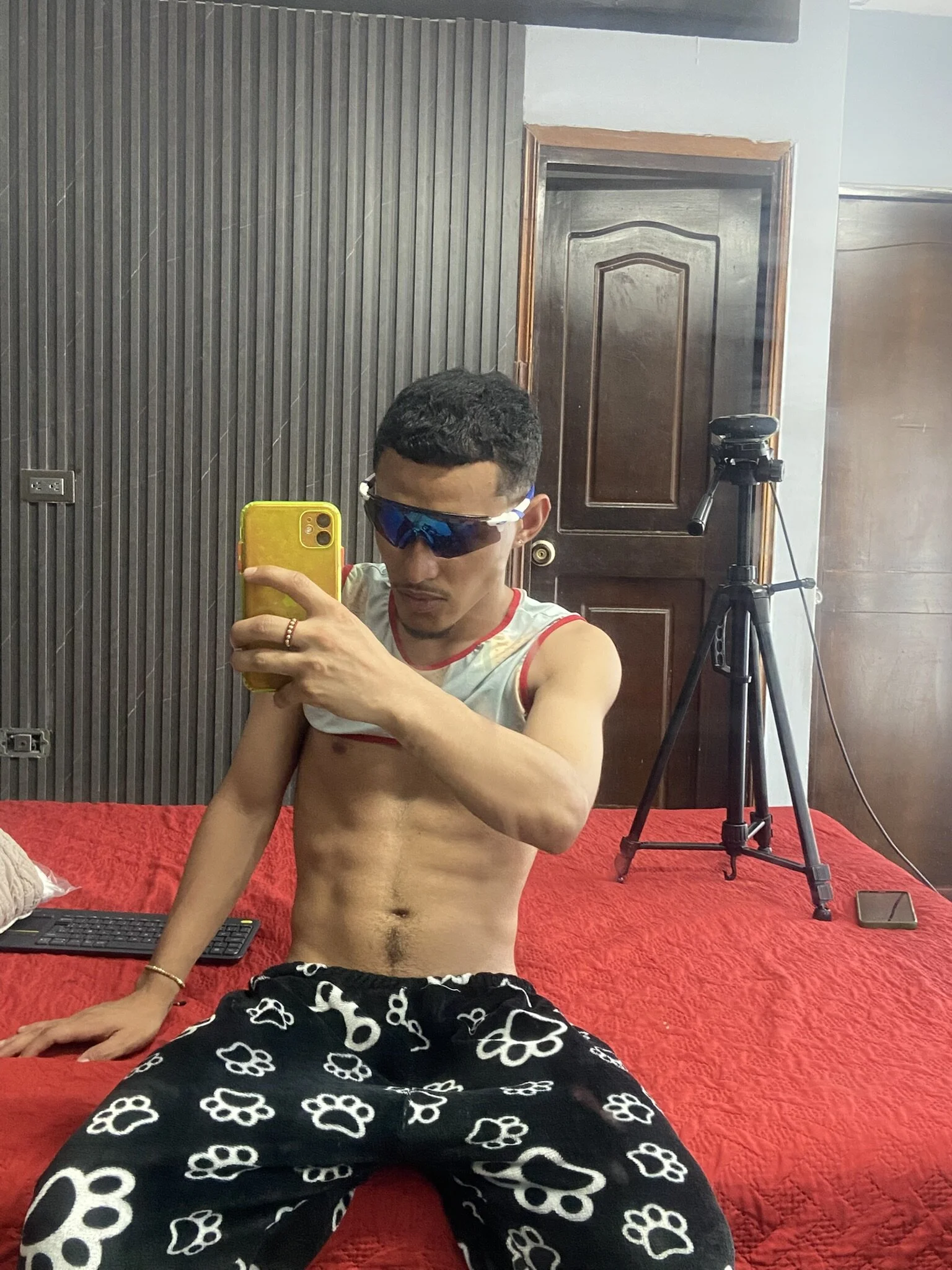 XXX Porn Photo of Nude Camilo_Contreras 5