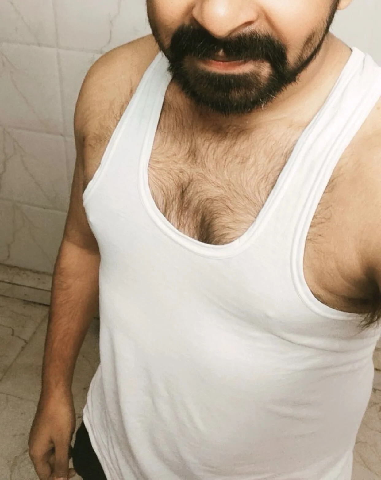 XXX Porn Photo of Nude Straight_man_realmeet_now 2