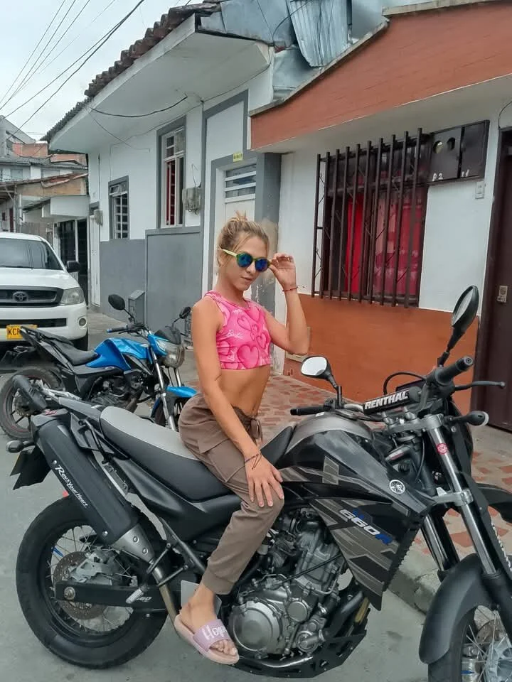XXX Porn Photo of Nude laura_latinhot1 21