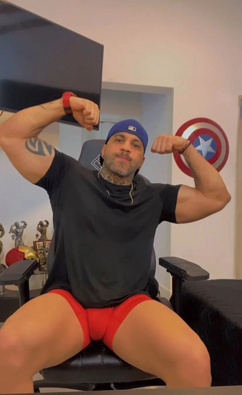 XXX Porn Photo of Nude JoshRigby 6