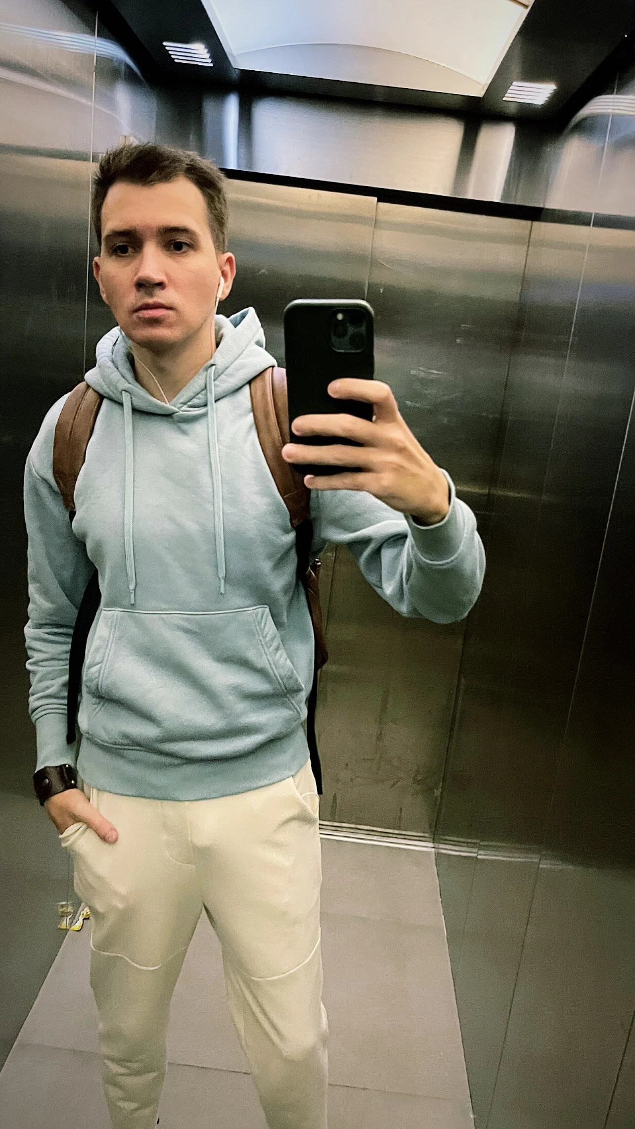XXX Porn Photo of Nude biguncutversboy1 7