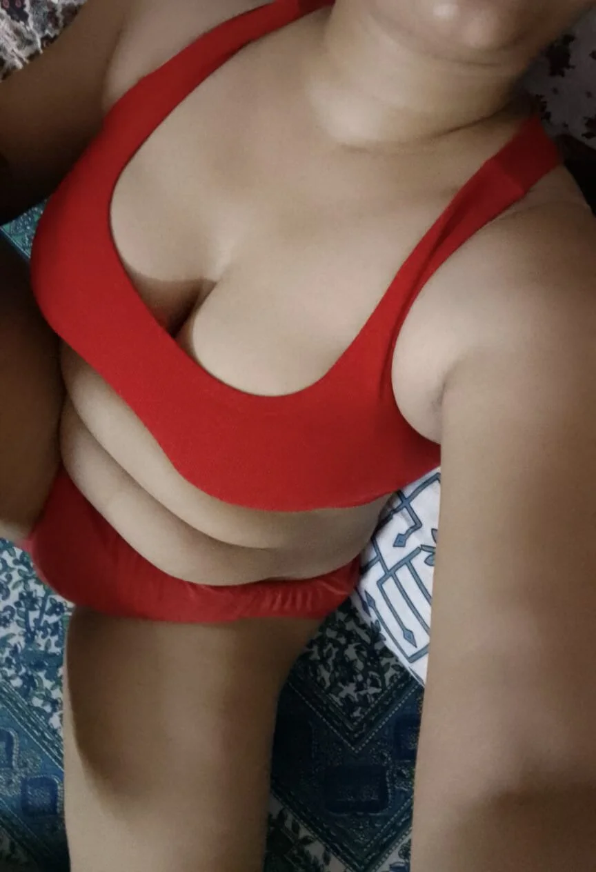 XXX Porn Photo of Nude HottyDiva999 4