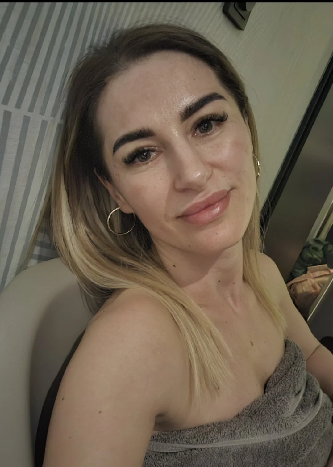 XXX Porn Photo of Nude ela352342 1