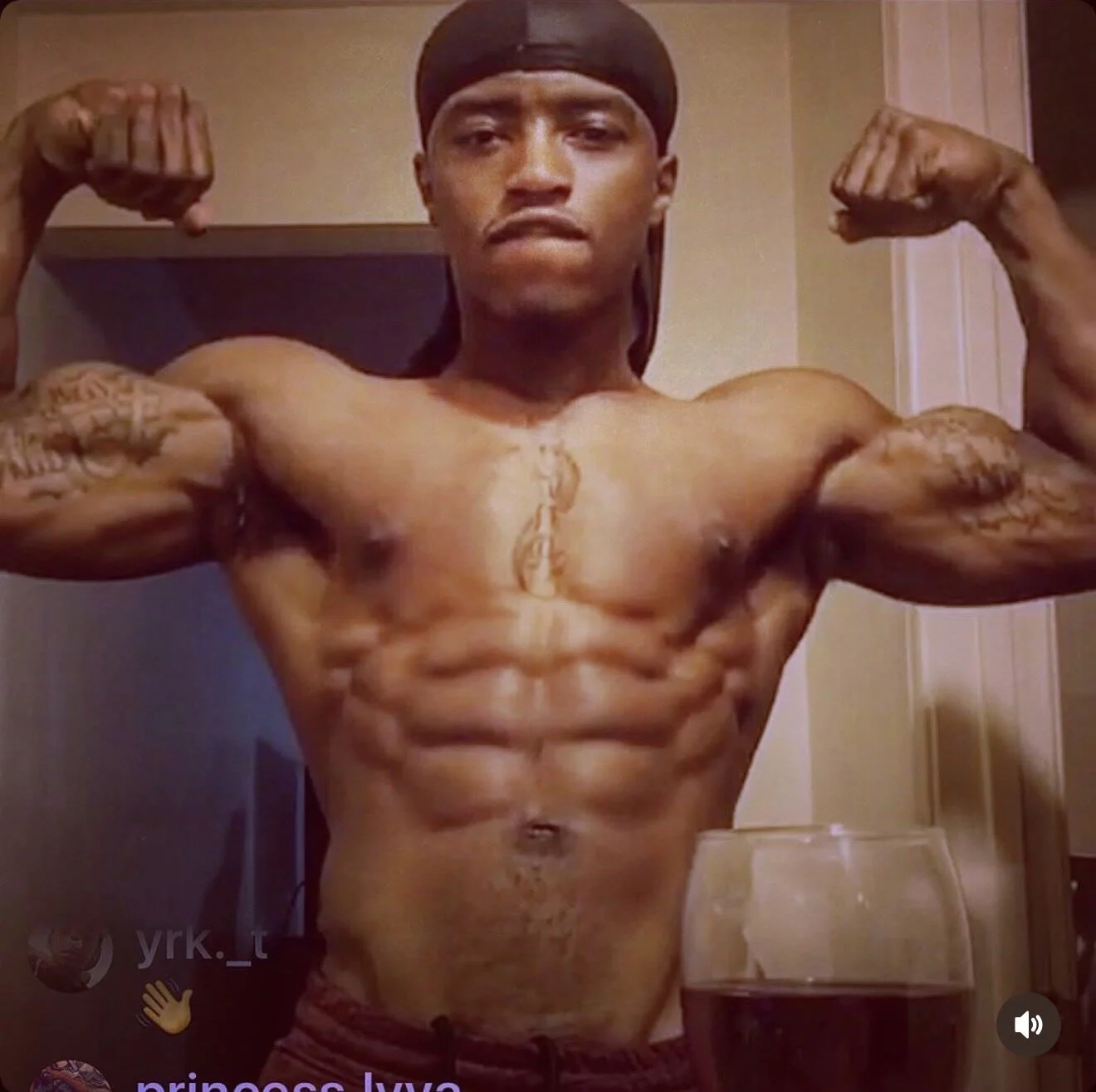 XXX Porn Photo of Nude mrhardbody__ 1