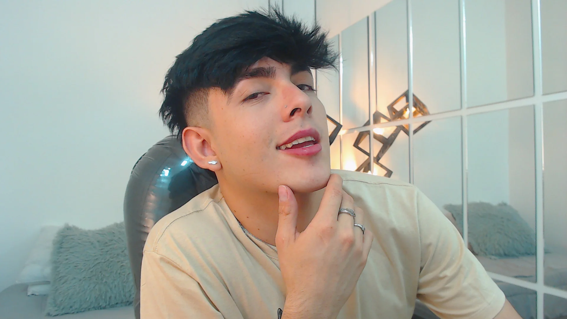 XXX Porn Photo of Nude nolan_twink1 37