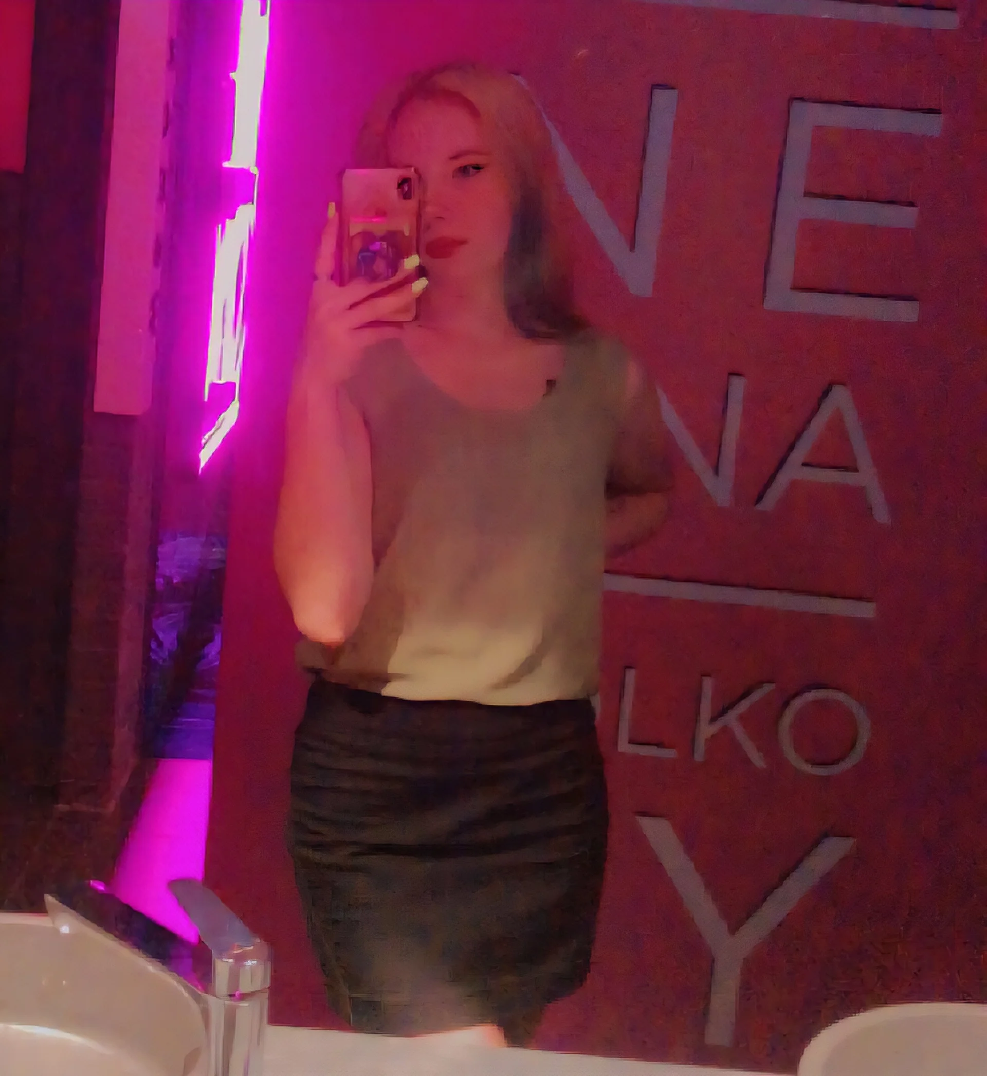 XXX Porn Photo of Nude JuliannaWenger 26