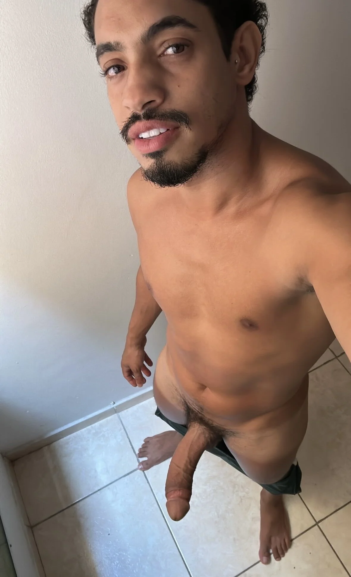 XXX Porn Photo of Nude alisaquecresce 1