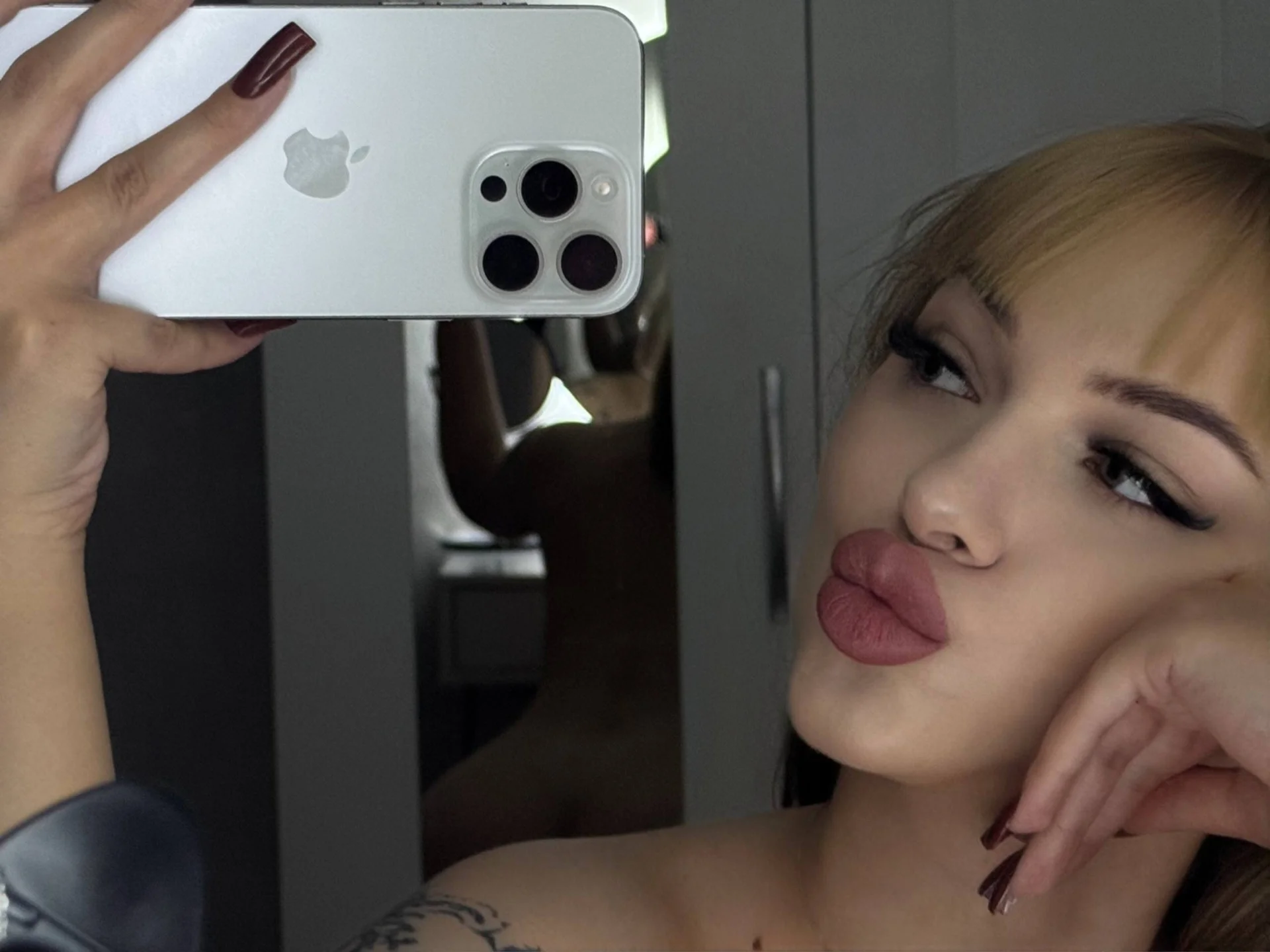 XXX Porn Photo of Nude KateDolphin 127