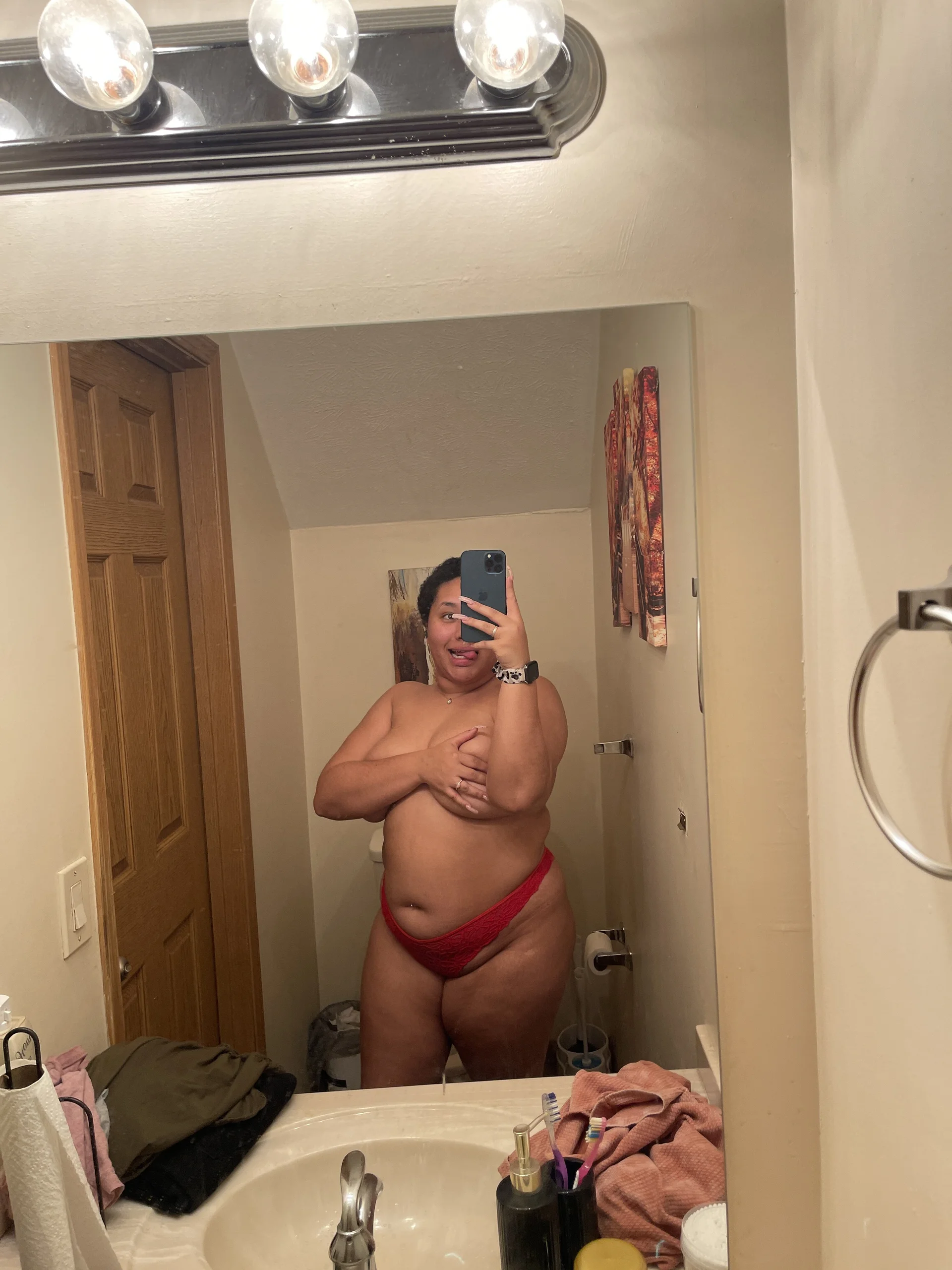 XXX Porn Photo of Nude FlirtyAna 2