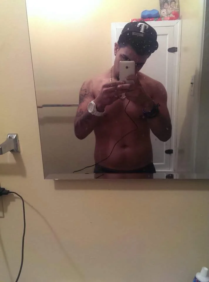 XXX Porn Photo of Nude jakethesnake95111 4