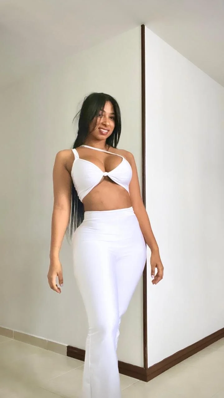 XXX Porn Photo of Nude RoxanaaSmiith 7