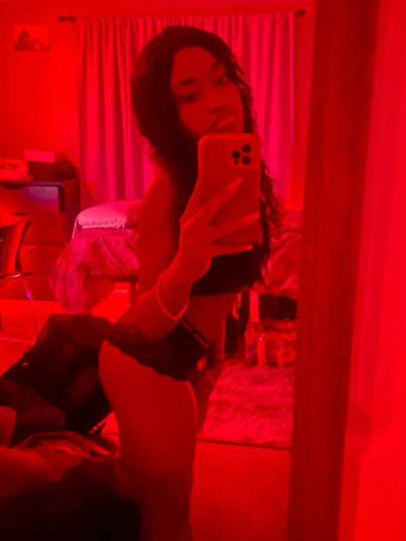 XXX Porn Photo of Nude lifeoftt_19xx 213