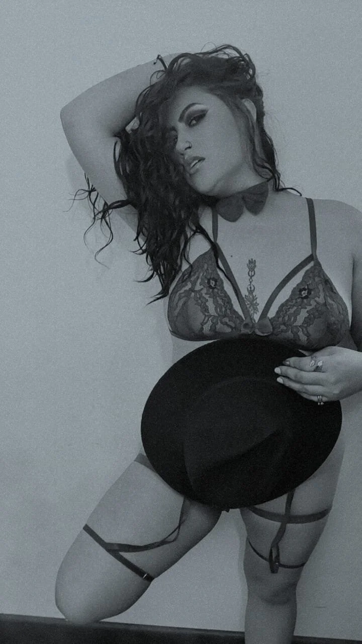 XXX Porn Photo of Nude scarleth_blue 66