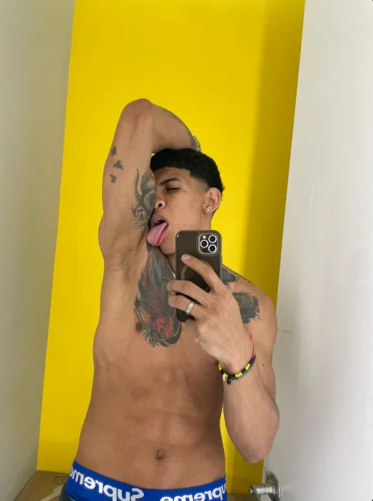 XXX Porn Photo of Nude Damian_latinxxx 101
